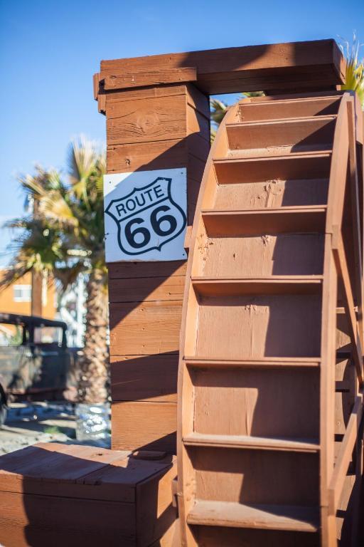 Route 66 Motel Barstow Exterior photo