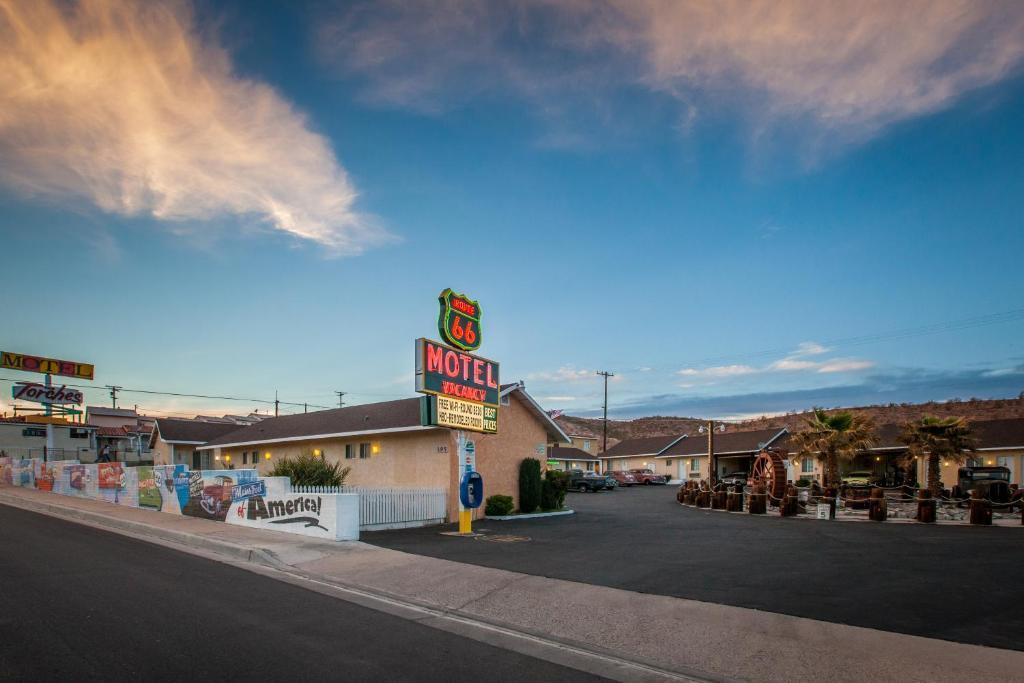 Route 66 Motel Barstow Exterior photo